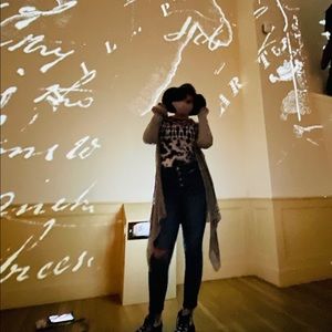 Meet your Posher, Emily